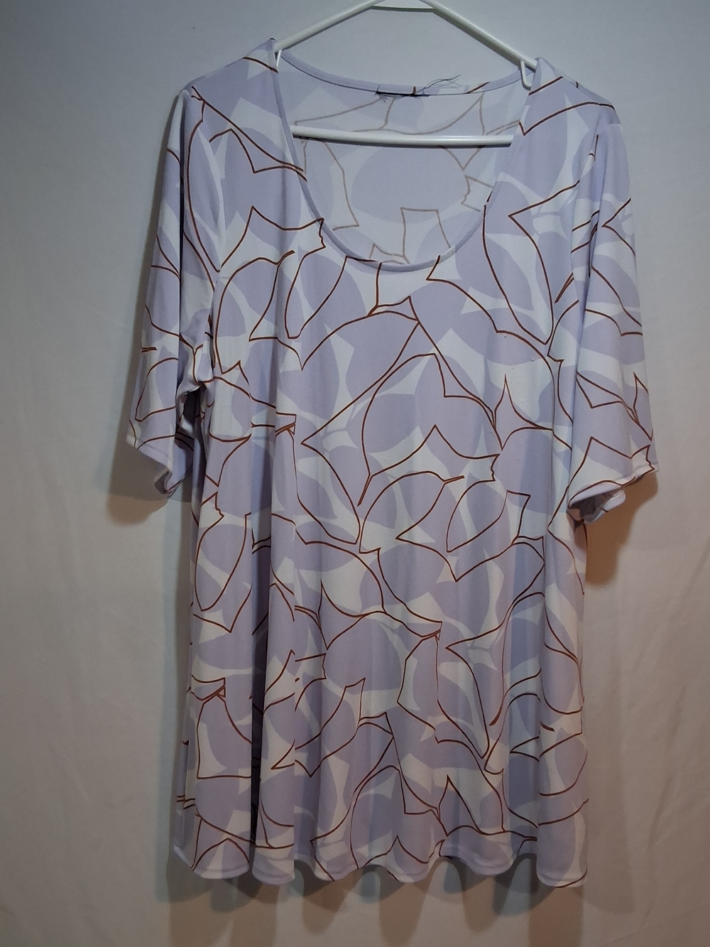 Lavender Abstract Leaf Print Short-Sleeve Tunic